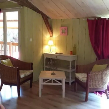 Hébergement de vacances De La Ouedolle Sengouagnet