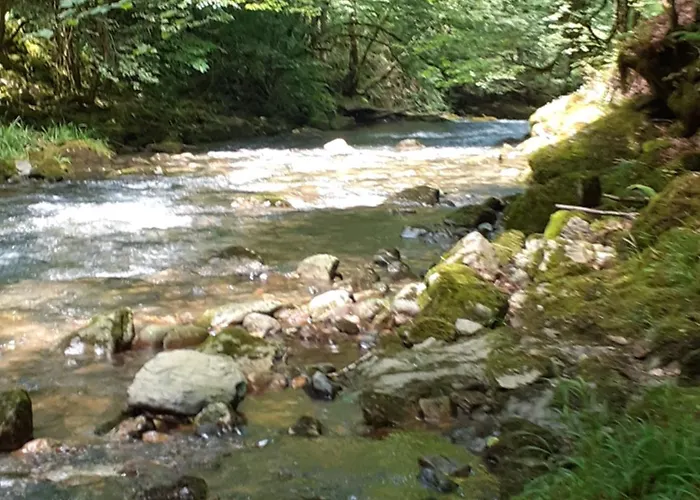 De La Ouedolle Nyaraló Sengouagnet