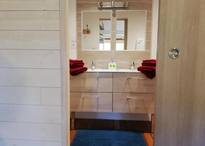 De La Ouedolle Nyaraló Sengouagnet